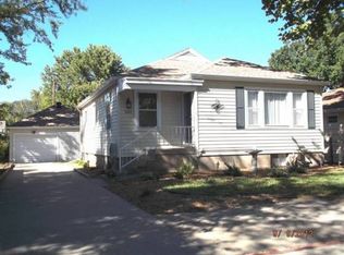 404 W Claflin Ave, Salina, KS 67401