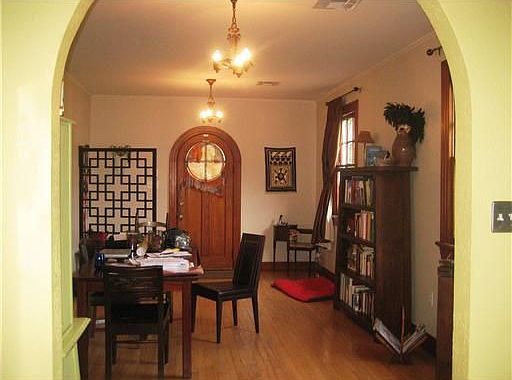 2nd image of 831 Pacific Ave