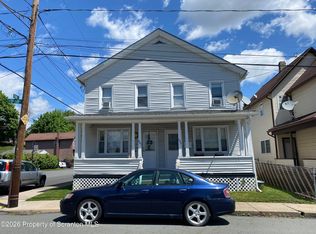 422-424 W Taylor St, Taylor, PA 18517