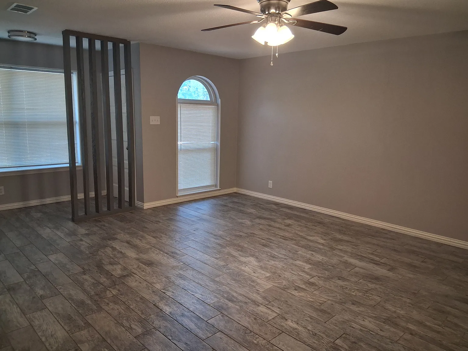 2 bed, 1098 sqft, $1,775 — Photo 3