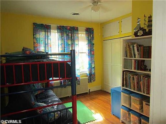 2nd image of 607 W 33rd St