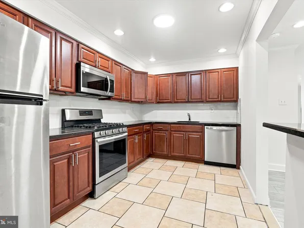 7813 Midis Pl, Philadelphia, PA