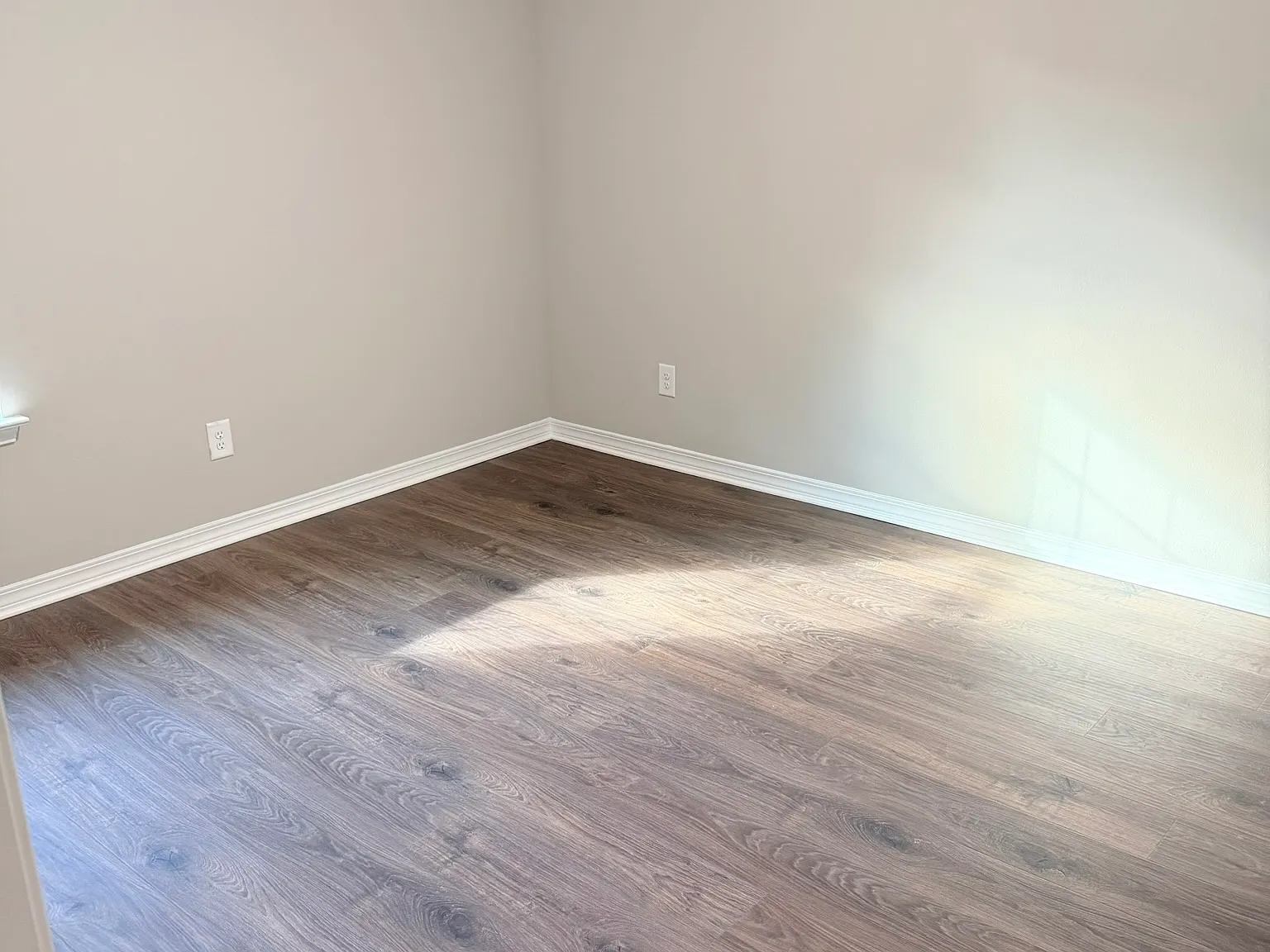 3 bed, 1423 sqft, $2,000 — Photo 4