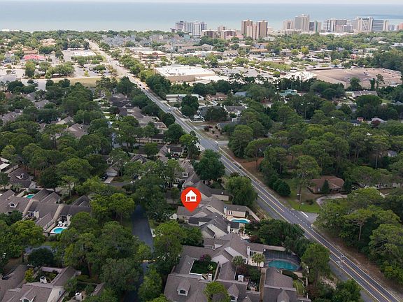 3rd image of 723 Antigua Dr.