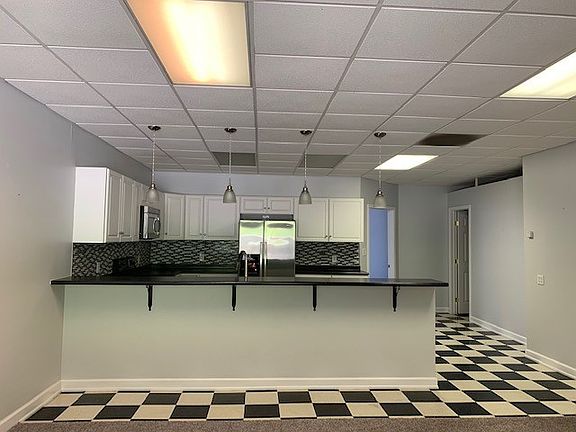 3rd image of 1124-1142 Wayne Ave #1138