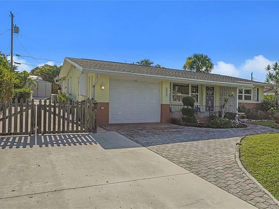 2nd image of 3527 NE Jeannette Dr