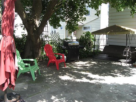 4th image of 411-13 Durston Ave