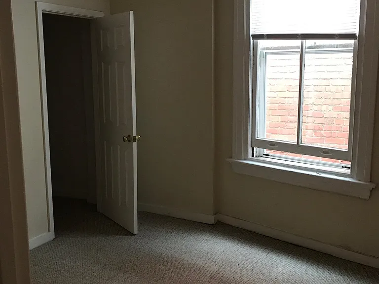 2224 W Grace St #3 — Photo 7