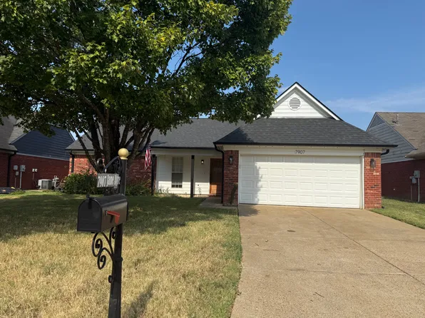 7907 Jane Ayre Dr, Southaven, MS 38671