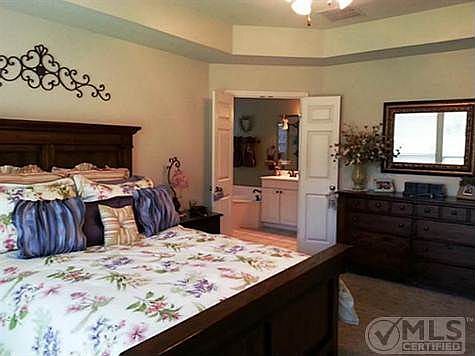 3rd image of 3020 Claybrook Dr
