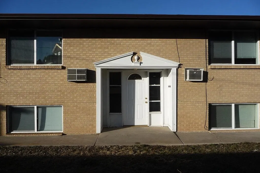 2 bed, 900 sqft, $1,395 — Photo 1