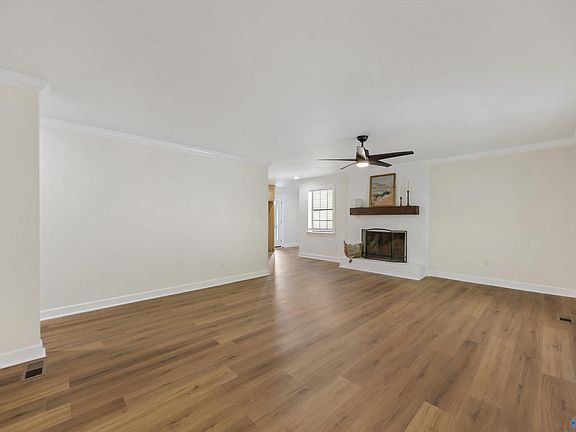 4th image of 3155 Hurricane Rd