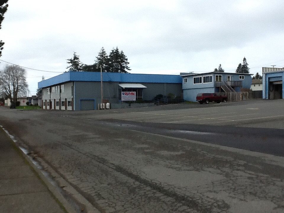 Main building 21000 sq.ft. 