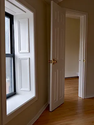 Rented by Compass | media 10