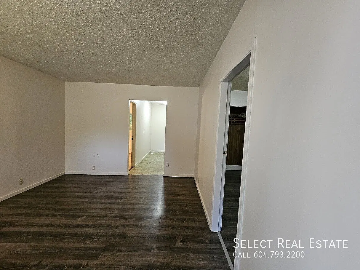 2 bed, 742 sqft, $1,600 — Photo 3