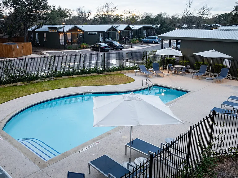 Casata Austin — Photo 80