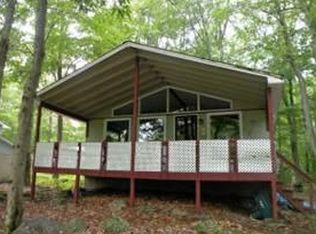 72 Indian Dr, Lake Ariel, PA