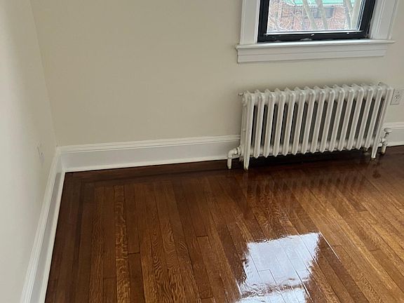 3rd image of 607 Lafayette Ave Floor 2
