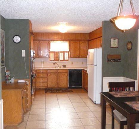 4th image of 2205 Vail Ct
