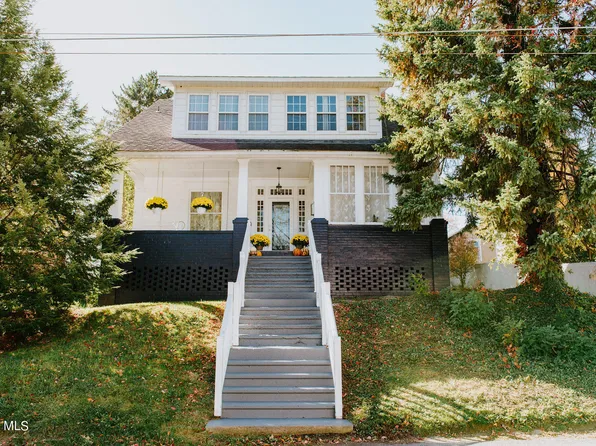 807 Wayne Ave, Portage, PA 15946