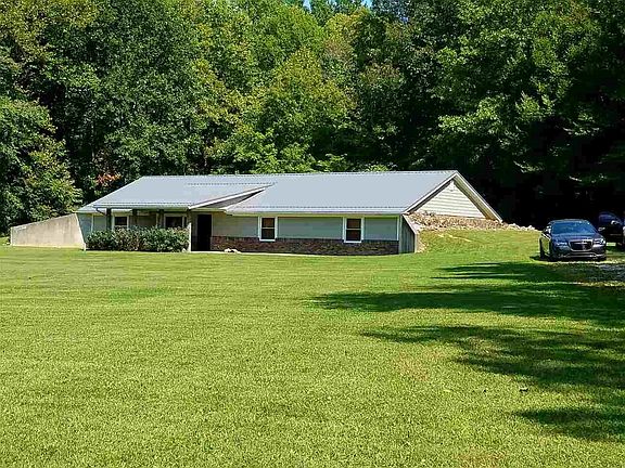 2nd image of 7250 E County Road 300 S