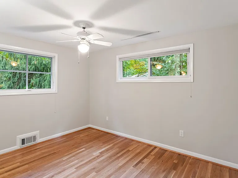 5002 Wenruth Pl — Photo 15