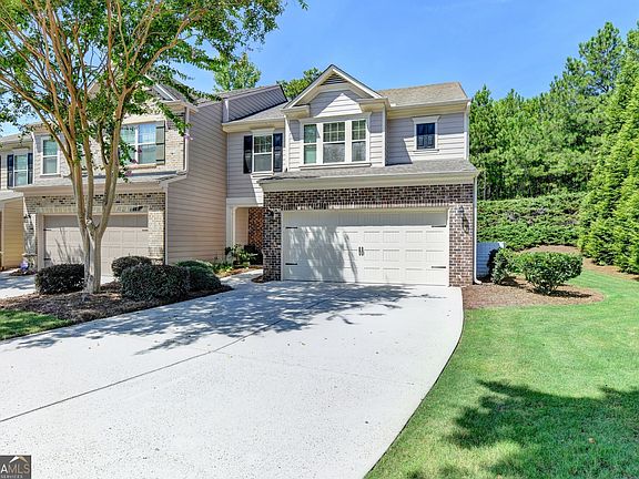3rd image of 5880 Vista Brook Dr
