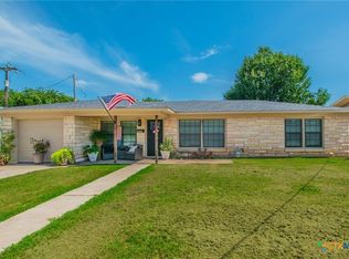 2401 Oak Dr, Gatesville, TX 76528