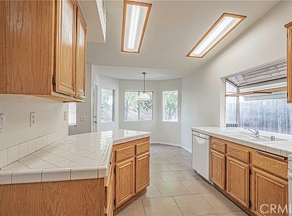 2nd image of 2084 Rosemary Ct