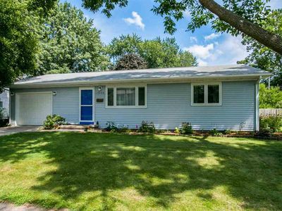 1926 Grantwood St, Iowa City, IA, 52240