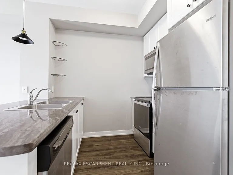 450 Dundas St E #1113 — Photo 19