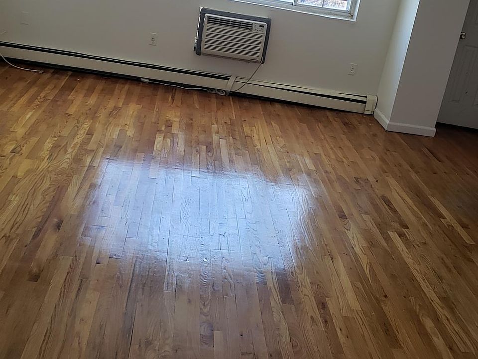 1st image of 3701 Paulding Ave Floor 3