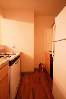 Rented by Kian Realty | media 17