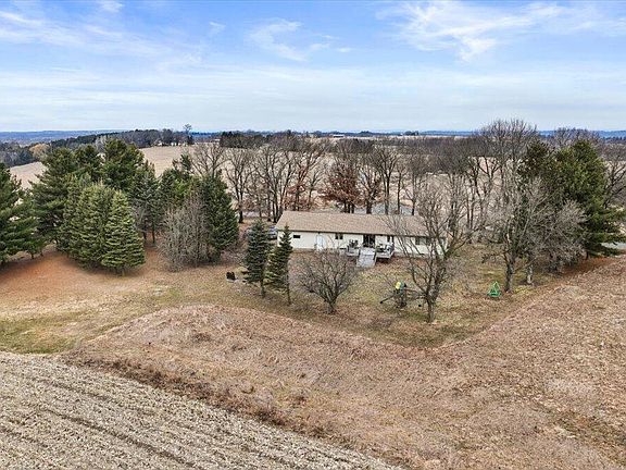 4th image of W997 Hammes Rd