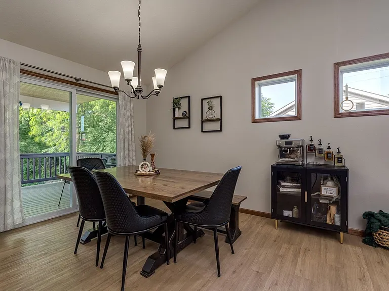 305 Tanager Rd — Photo 14
