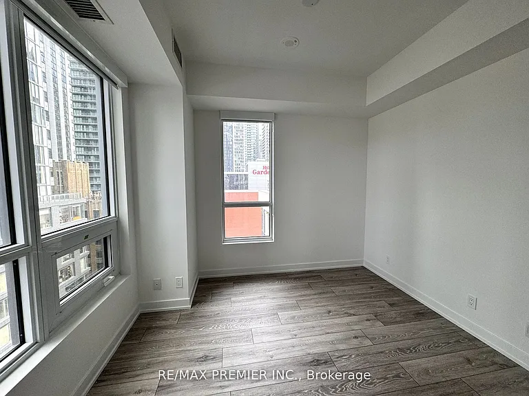 108 Peter St #1505 — Photo 8