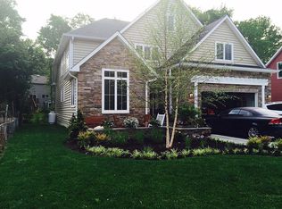 728 Shore Dr, Edgewater, MD 21037