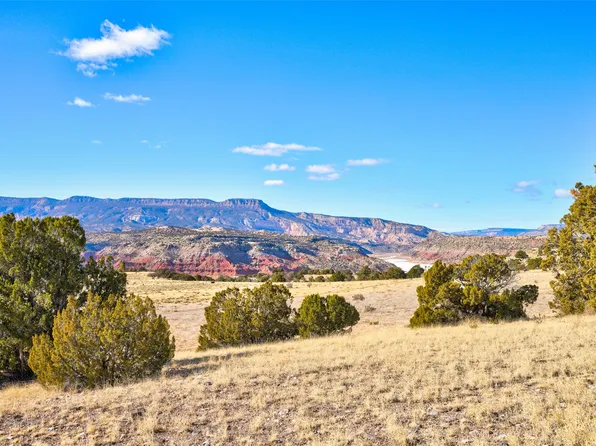 140 Piedra Lumbre Ests, Youngsville, NM 87064