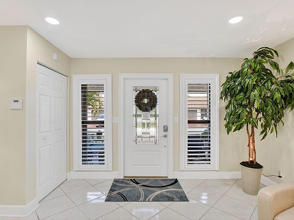 4th image of 2062 SW 15th Place