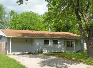 1403 Fenley St, Pekin, IL
