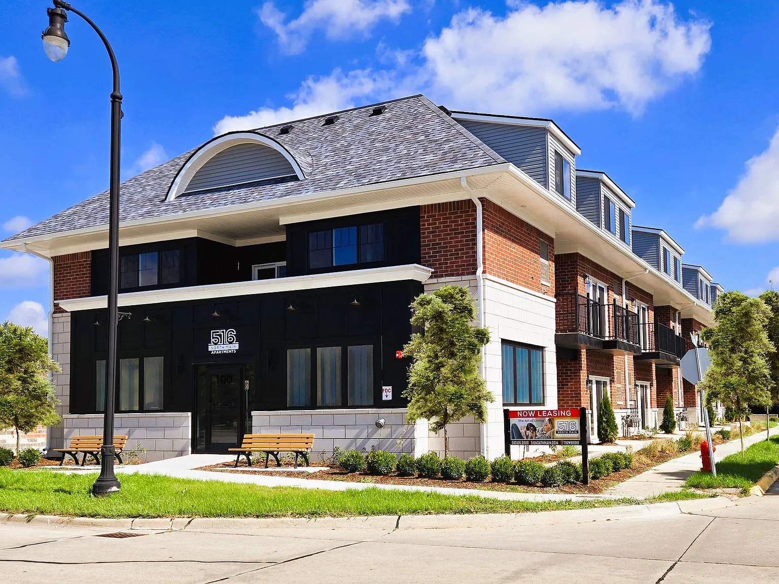 516 North Main Apartments — Photo 2