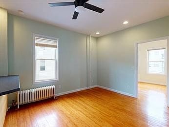 5th image of 12-2R Montfern Ave
