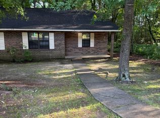 109 Jay Ln #A, Hampton, GA 30228