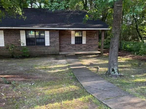 109 Jay Ln #A, Hampton, GA 30228