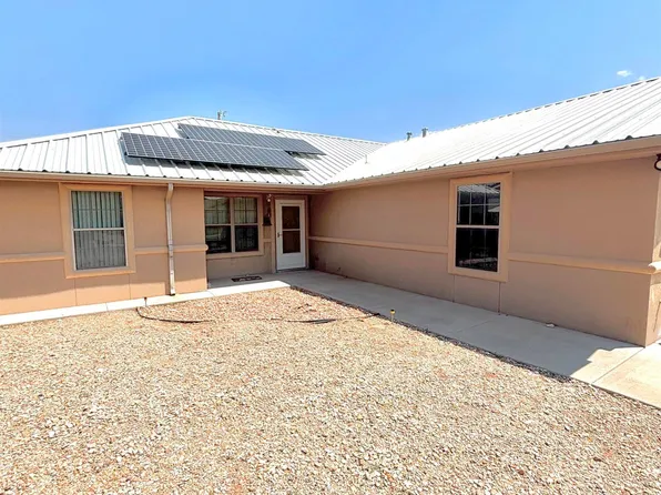2105 S Pennsylvania Ave, Roswell, NM 88203