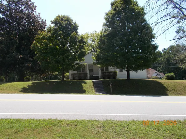 10628 Dayton Pike, Soddy Daisy, TN 37379