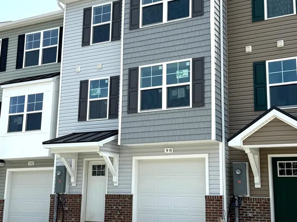 98 Moses Dr, Martinsburg, WV 25405