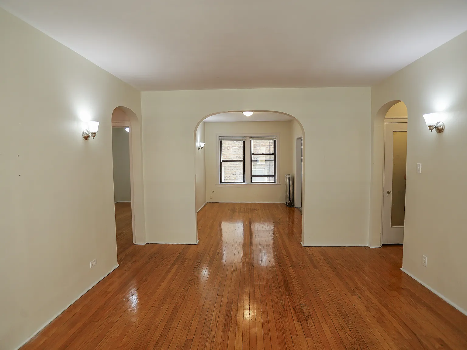 1 bed, 800 sqft, $1,575 — Photo 2