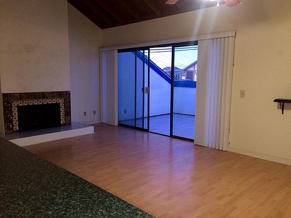Living room with fireplace