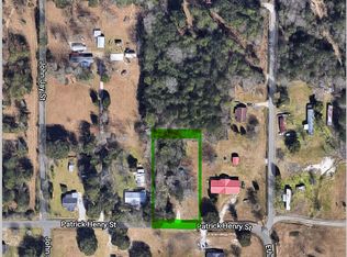 11927 Patrick Henry St, Moss Point, MS 39562
